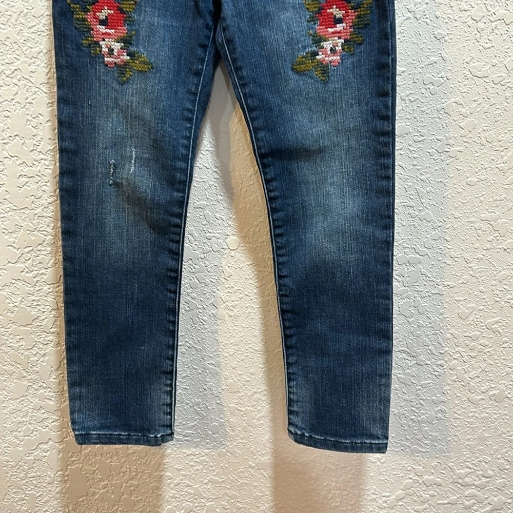 GAP kids & Carter’s blue  flower set size 5 GUC